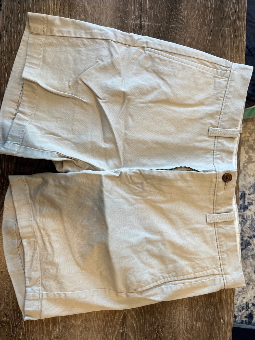 J. Crew Men's Light Beige Flat-Front Cotton Shorts